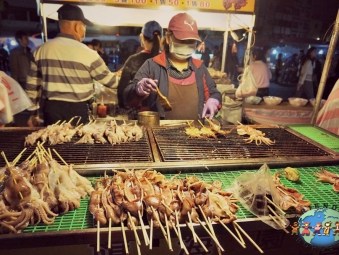 Taiwanese food vendor in Cijin Island Kaohsiung